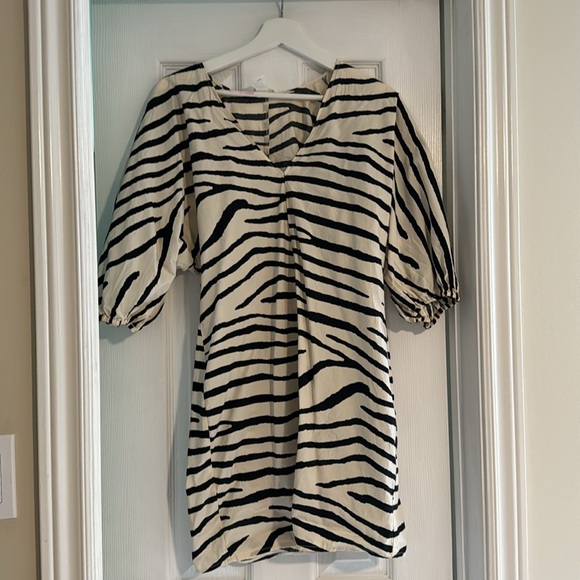 H&M dress - Picture 2 of 2